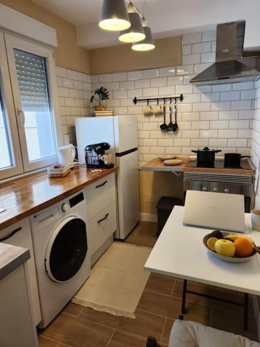 Moderno Apartamento Cerca Del Centro En Leão Exterior foto